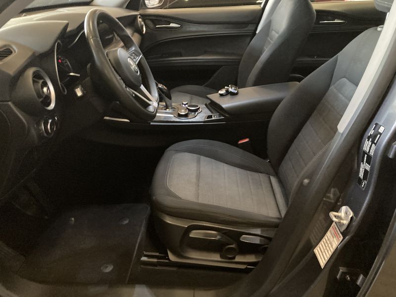 Alfa Romeo Stelvio 2.2 JTDM Business — zdjęcie 10