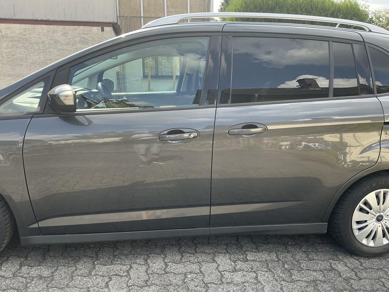 Ford Grand C-Max 1.5 TDCi Cool&Connect — zdjęcie 4