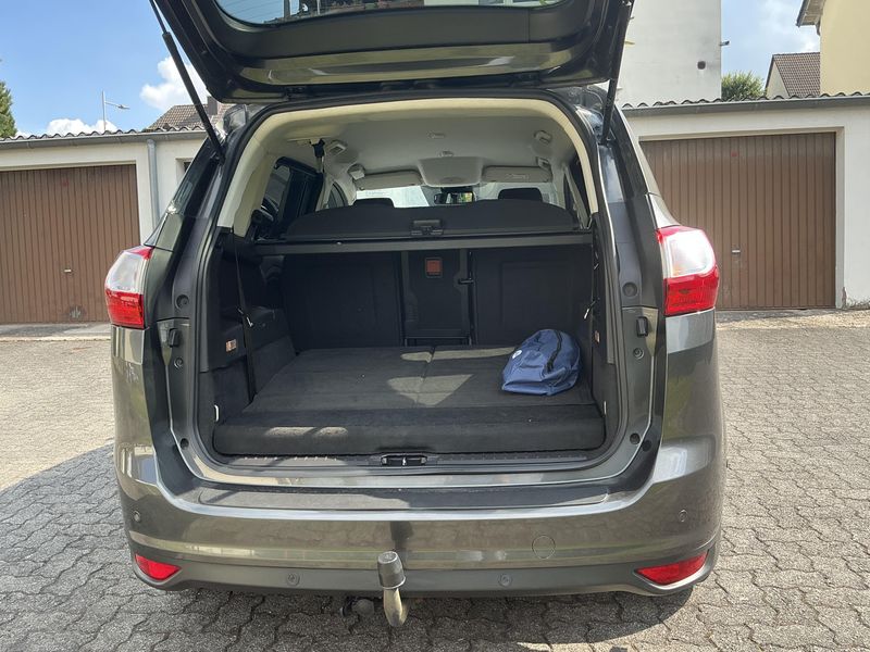 Ford Grand C-Max 1.5 TDCi Cool&Connect — zdjęcie 10