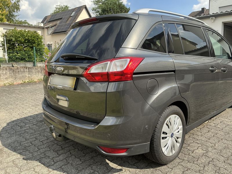 Ford Grand C-Max 1.5 TDCi Cool&Connect — zdjęcie 6
