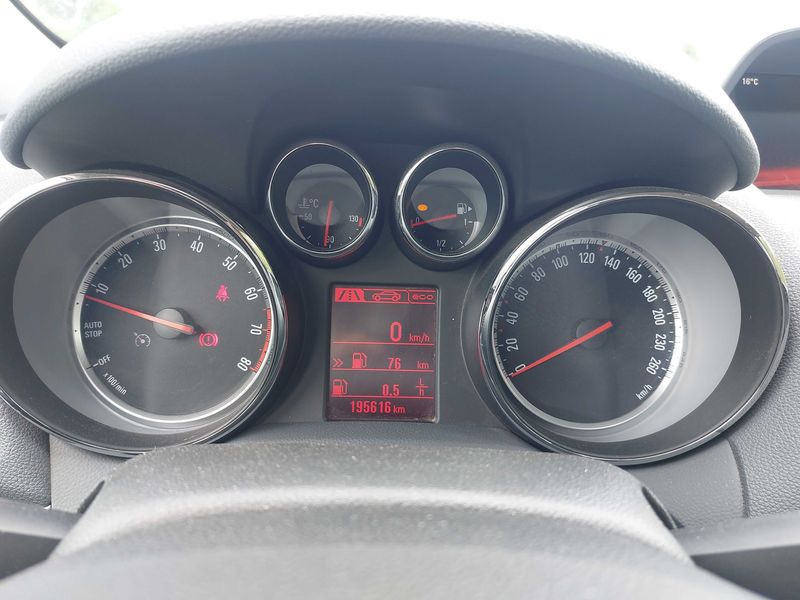 Opel Mokka 1.4 Turbo Cosmo ecoFlex — zdjęcie 12