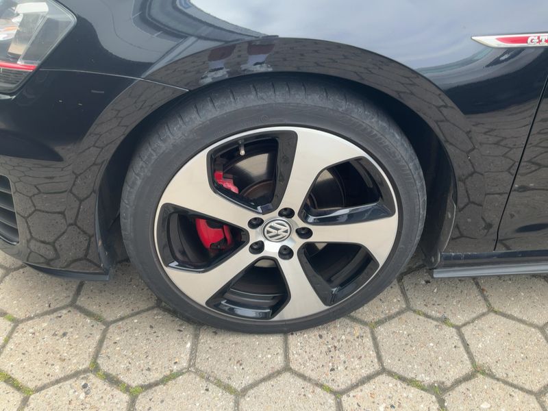 Volkswagen Golf VII 2.0 TSI GTI BlueMotion Tech 2015 – снимка 3