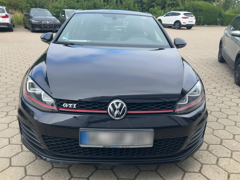 Volkswagen Golf VII 2.0 TSI GTI BlueMotion Tech 2015 – снимка 14