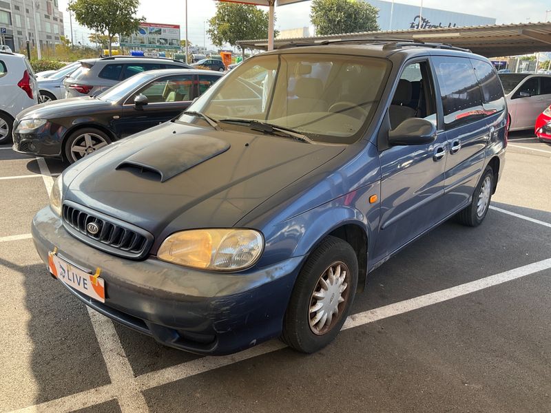 Kia Carnival