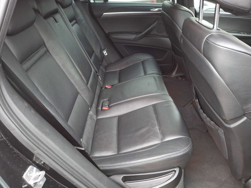 BMW X6 M — zdjęcie 14
