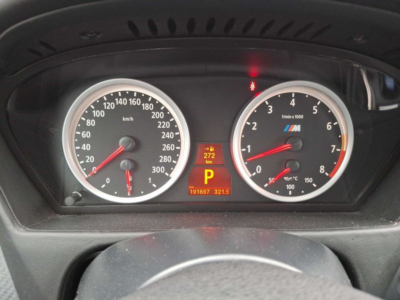 BMW X6 M — zdjęcie 12