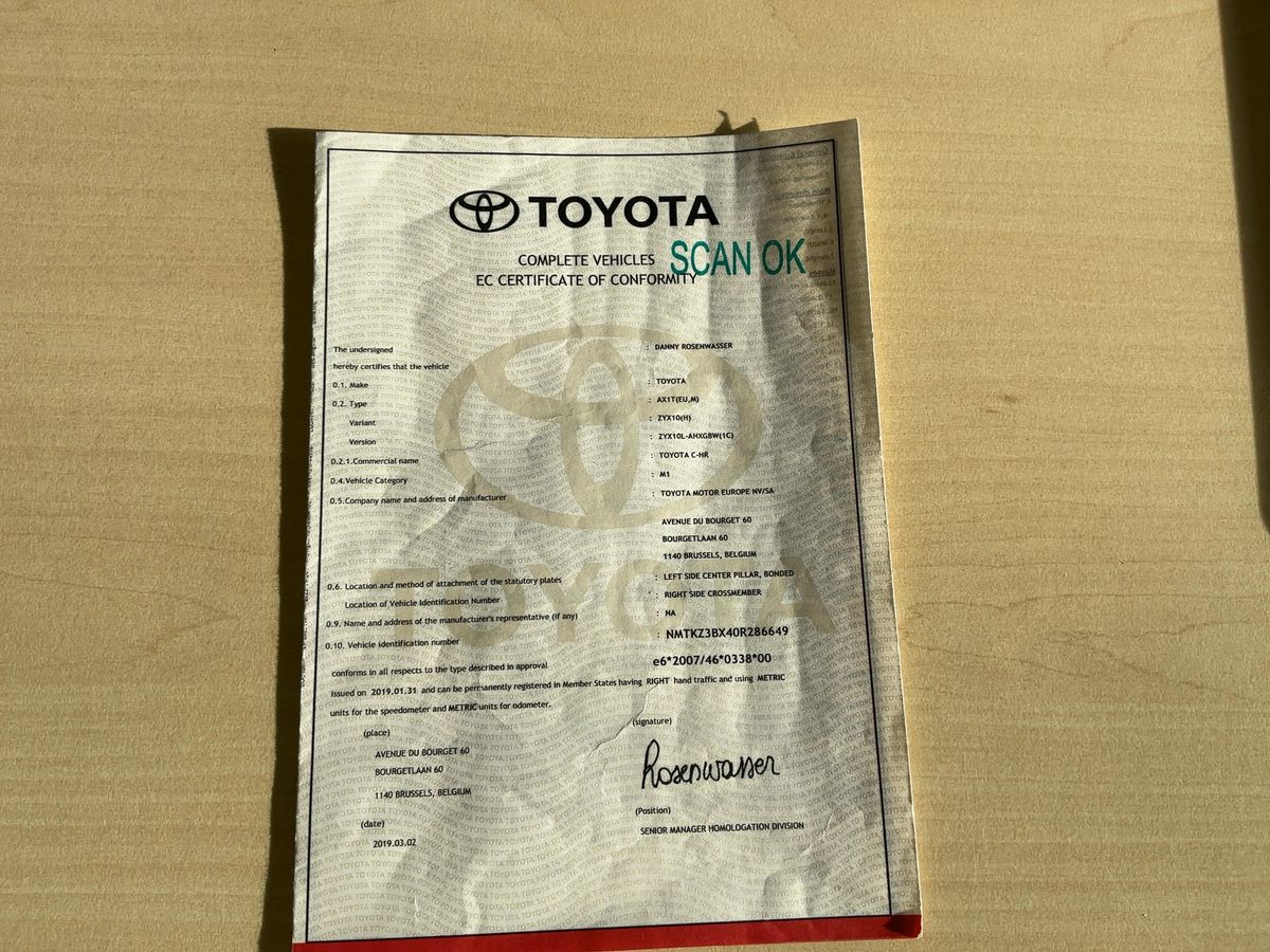 Toyota C-HR d'occasion