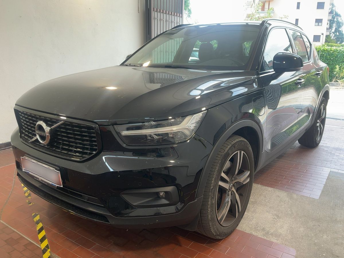 Volvo XC40 2021
