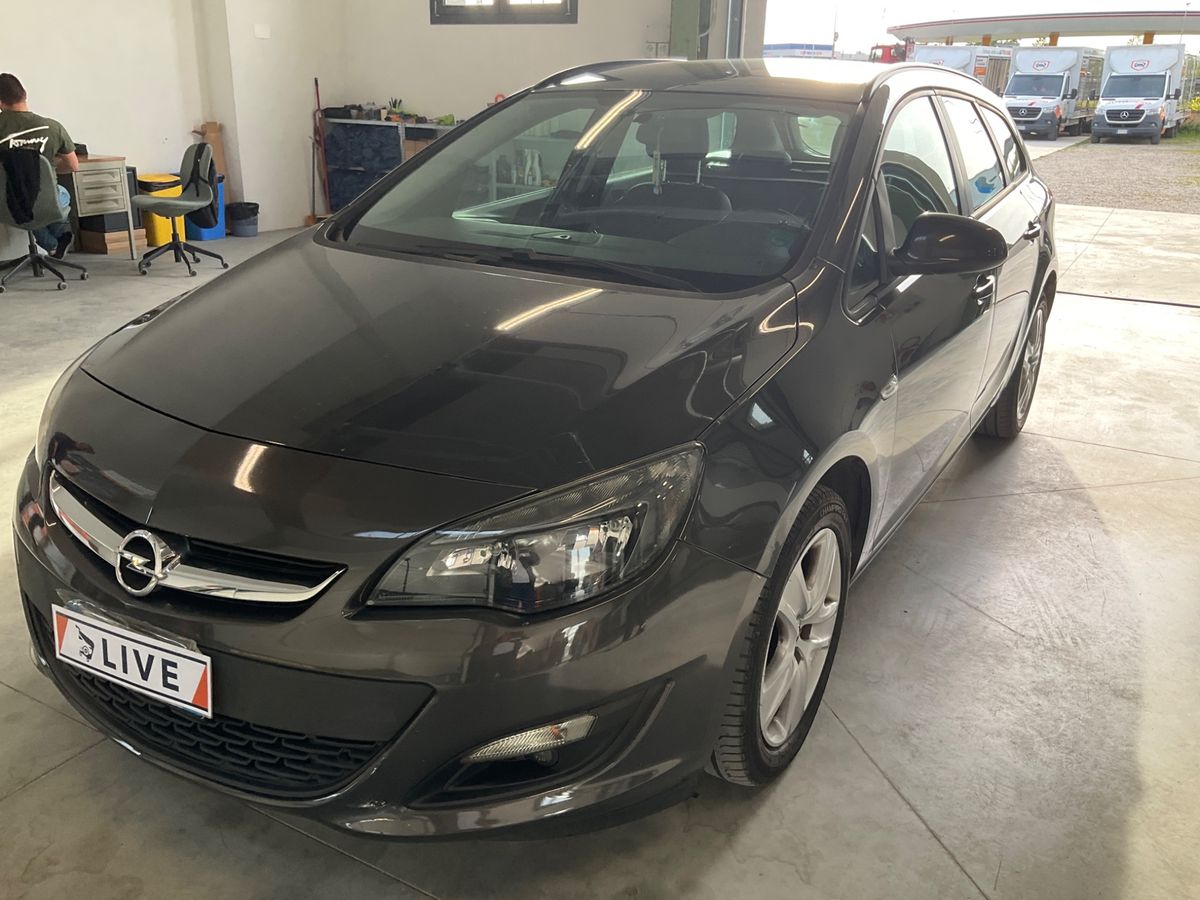 Opel Astra 2015