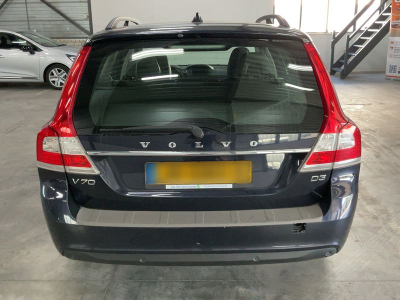Volvo V70 2.0 D3 Momentum — zdjęcie 5