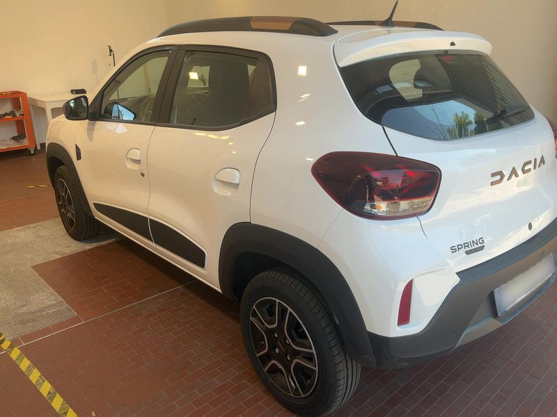 Dacia Spring electric drive 48 kW Extreme — zdjęcie 3