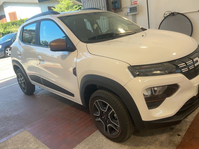 Dacia Spring electric drive 48 kW Extreme — zdjęcie 8