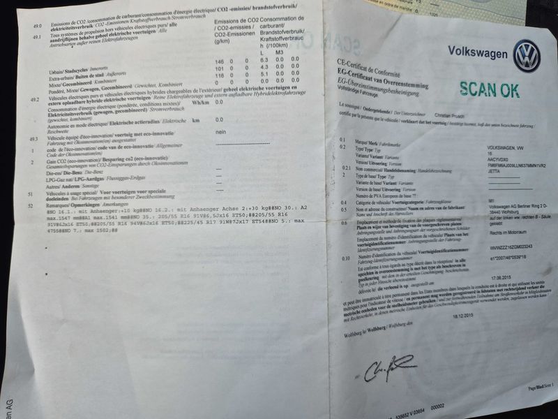 Volkswagen Jetta 1.2 TSI Basis BlueMotion Tech — zdjęcie 18