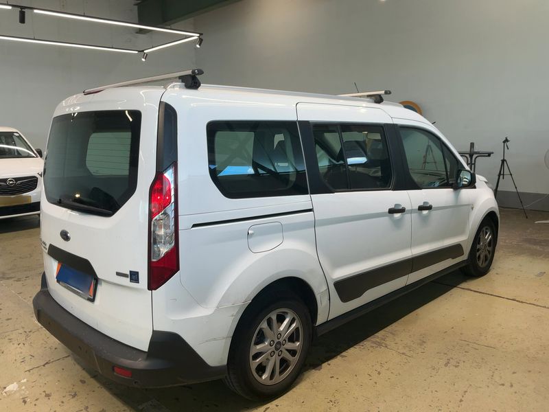 Ford Grand Tourneo Connect 1.5 TDCi EcoBlue Trend — zdjęcie 6