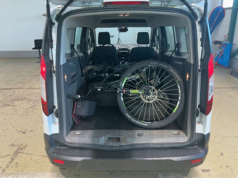 Ford Grand Tourneo Connect 1.5 TDCi EcoBlue Trend — zdjęcie 10