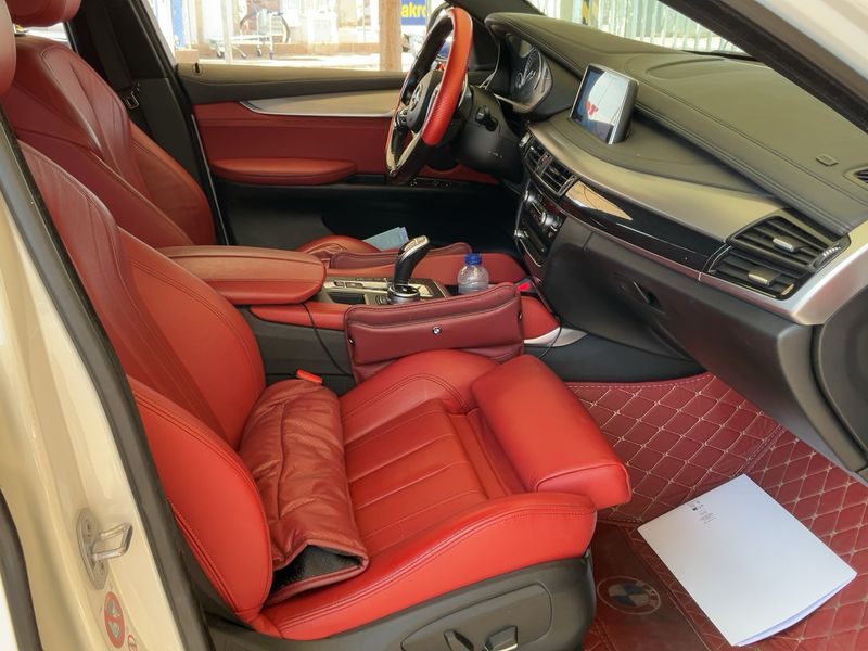 BMW X6 xDrive 30d — zdjęcie 11