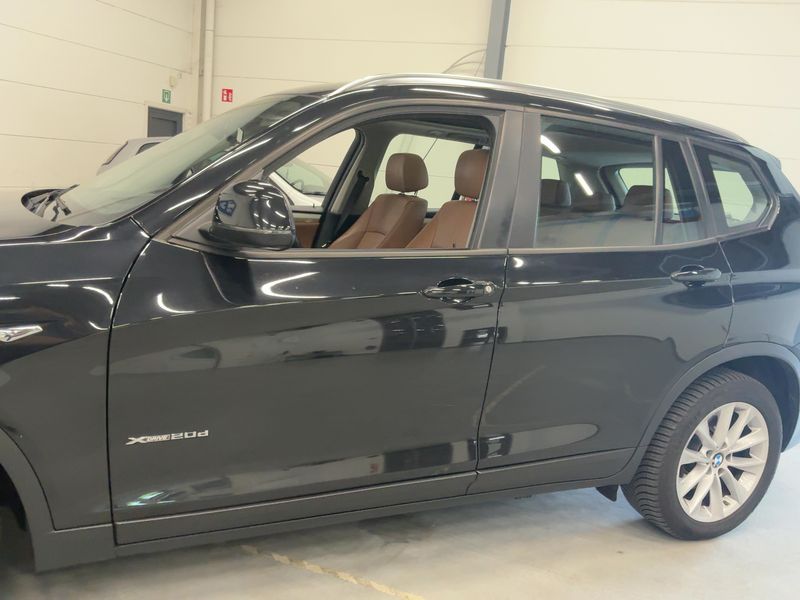 BMW X3 xDrive 20d — zdjęcie 4
