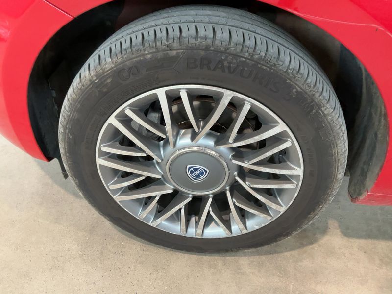 Lancia Ypsilon 1.2 Silver 2017 – снимка 3