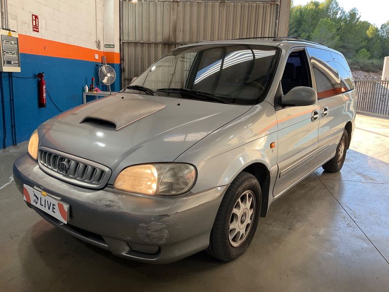 Kia Carnival