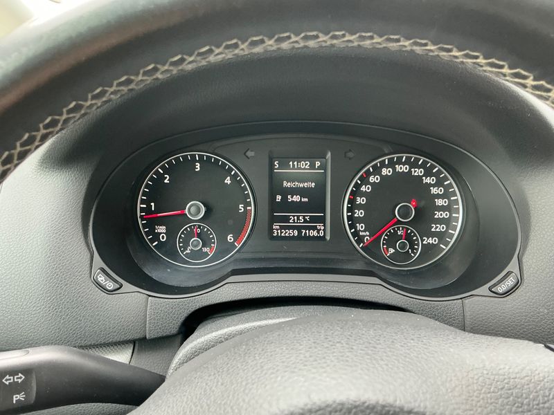 Volkswagen Sharan 2.0 TDI Match BlueMotion Tech — zdjęcie 13