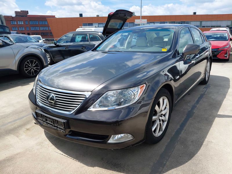 Lexus LS-Serie