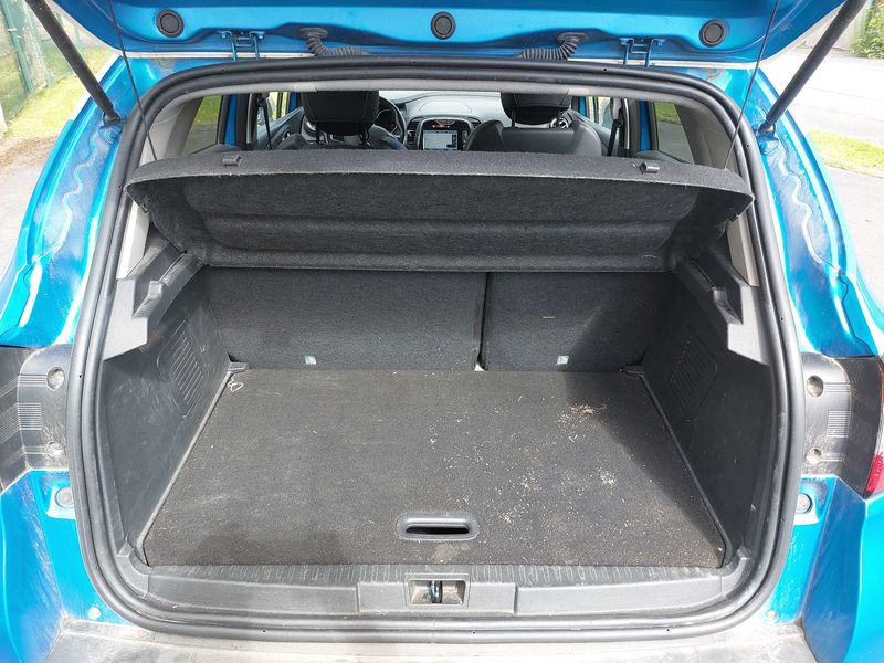 Renault Captur 1.5 dCi Energy Intens — zdjęcie 9