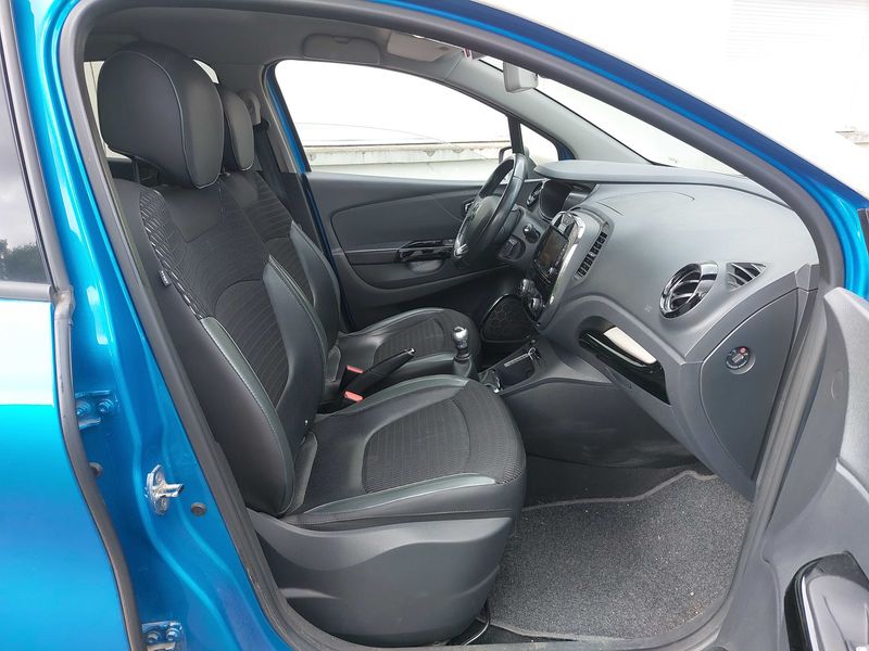 Renault Captur 1.5 dCi Energy Intens — zdjęcie 10