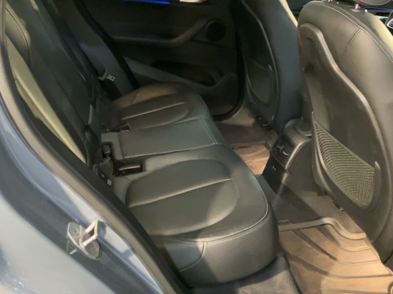 BMW X1 sDrive 18i xLine 2019 – снимка 19