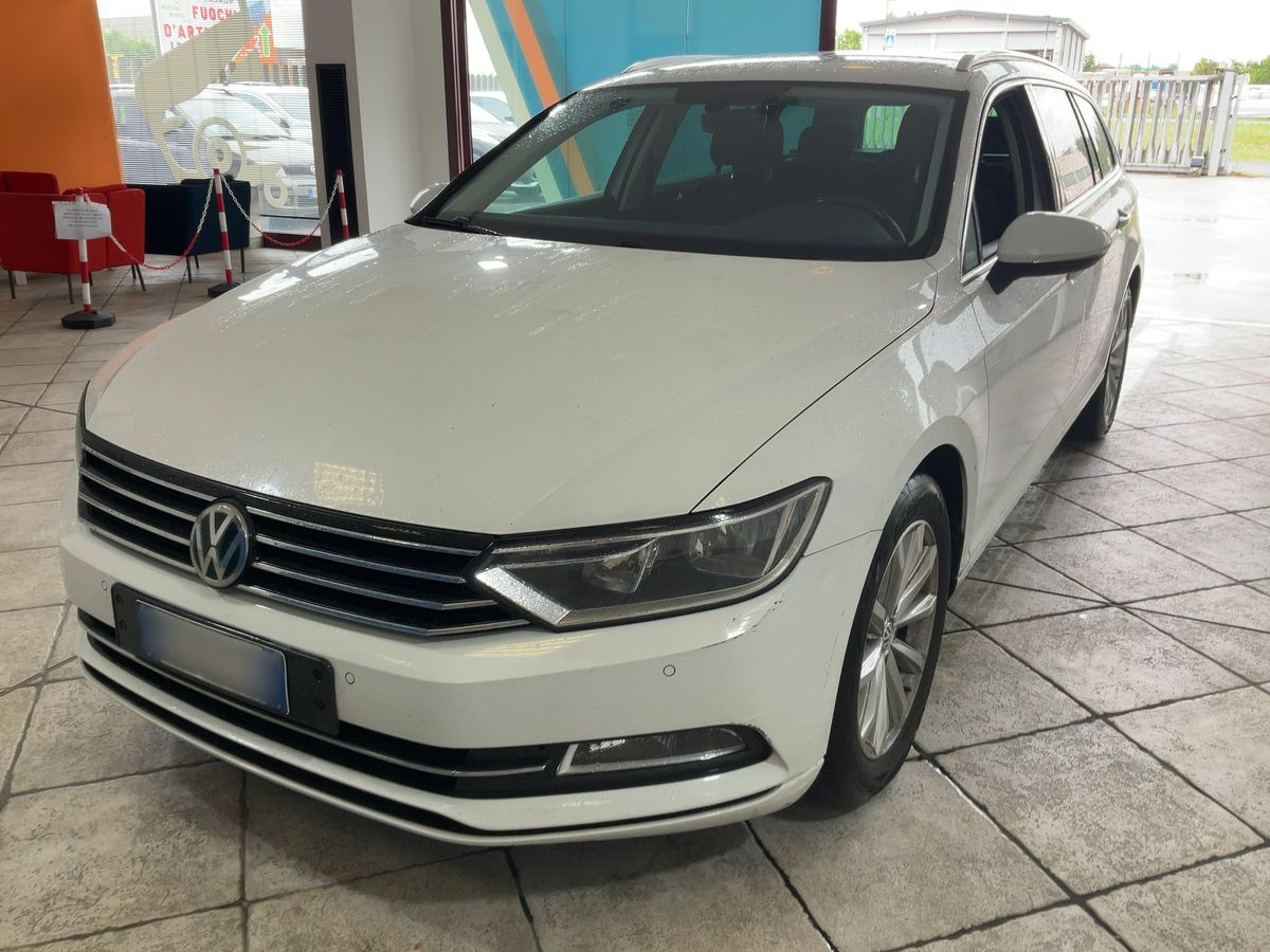 Volkswagen Passat 2015 — photo 1