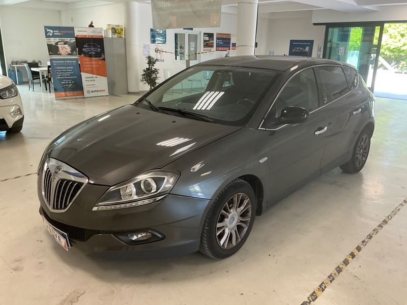Lancia Delta 1.6 Diesel Silver
