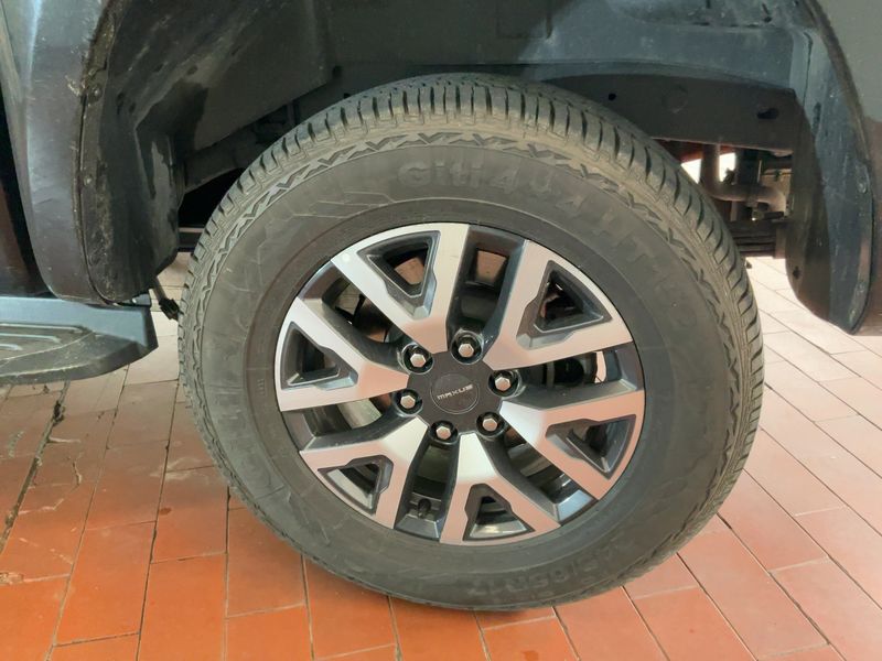 MAXUS T90 electric drive 130 kW Elite 2025 – снимка 5