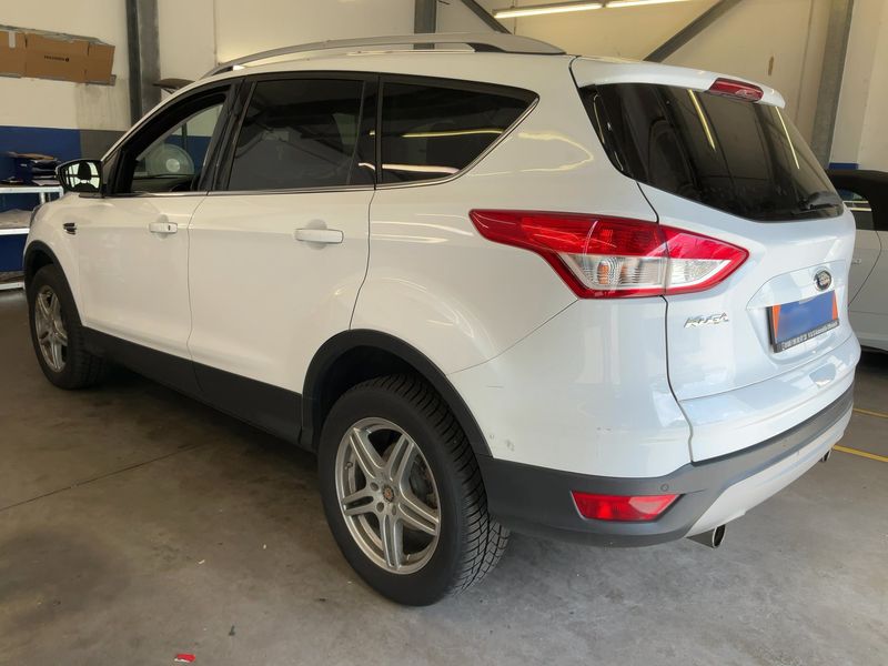Ford Kuga 2.0 TDCi Titanium 2015 – снимка 6