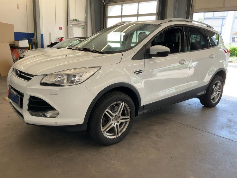 Ford Kuga 2.0 TDCi Titanium 2015 – снимка 1