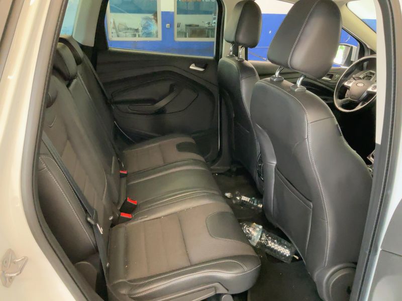 Ford Kuga 2.0 TDCi Titanium 2015 – снимка 19