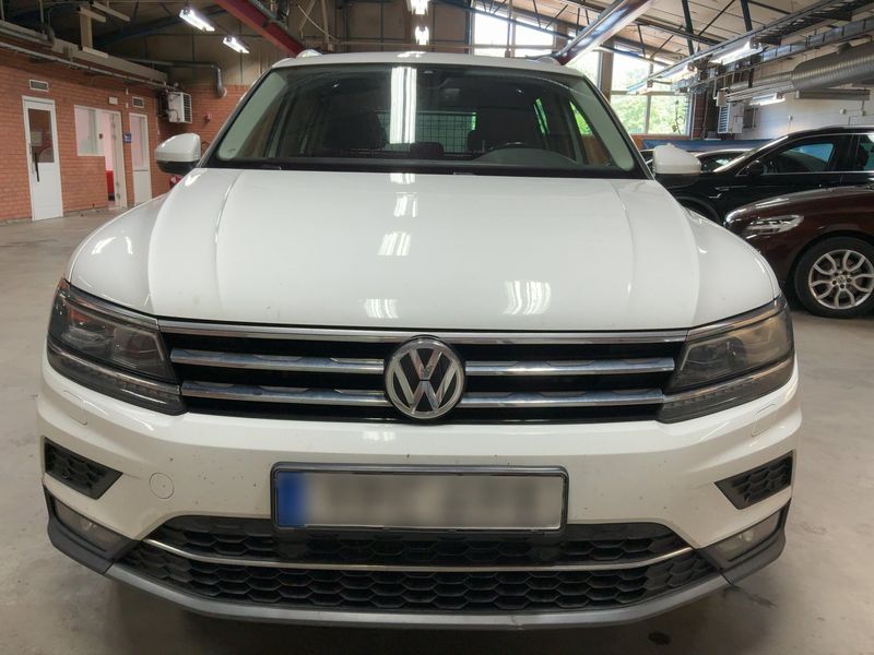 Volkswagen Tiguan 2.0 TDI Highline 4Motion BlueMotion Tech 2017 – снимка 14