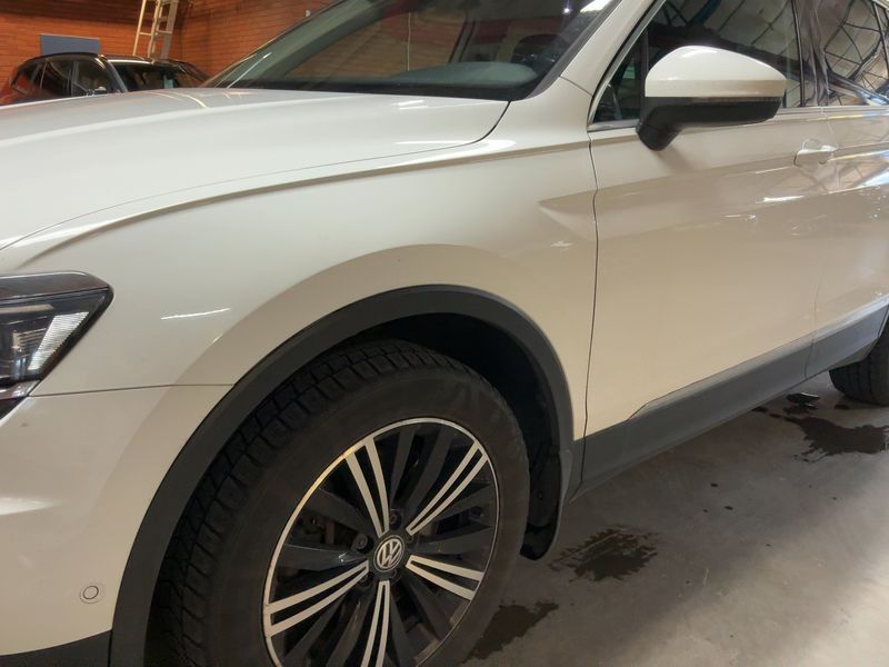 Volkswagen Tiguan 2.0 TDI Highline 4Motion BlueMotion Tech 2017 – снимка 2