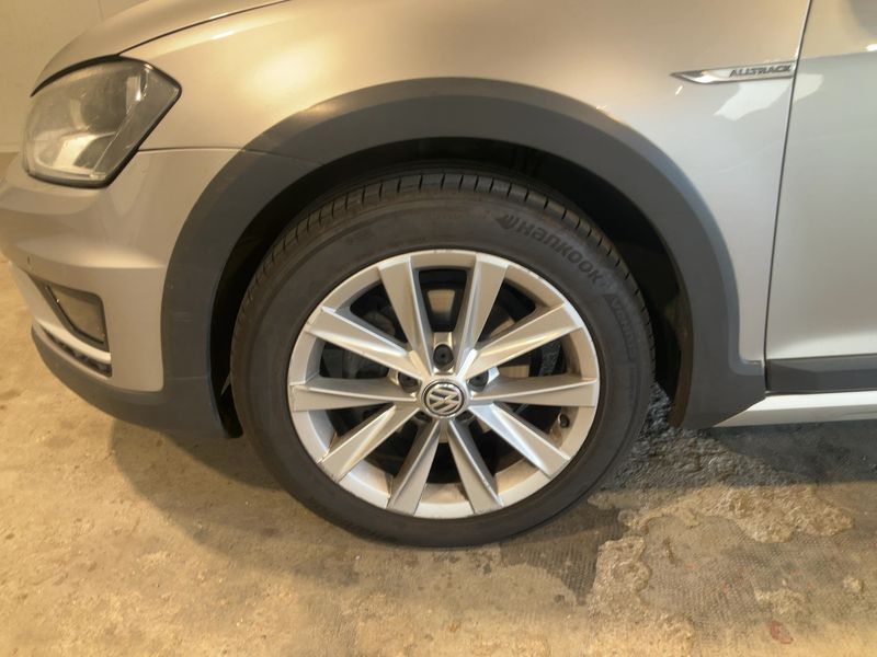 Volkswagen Golf VII 1.6 TDI 4Motion BlueMotion Tech 2016 – снимка 3