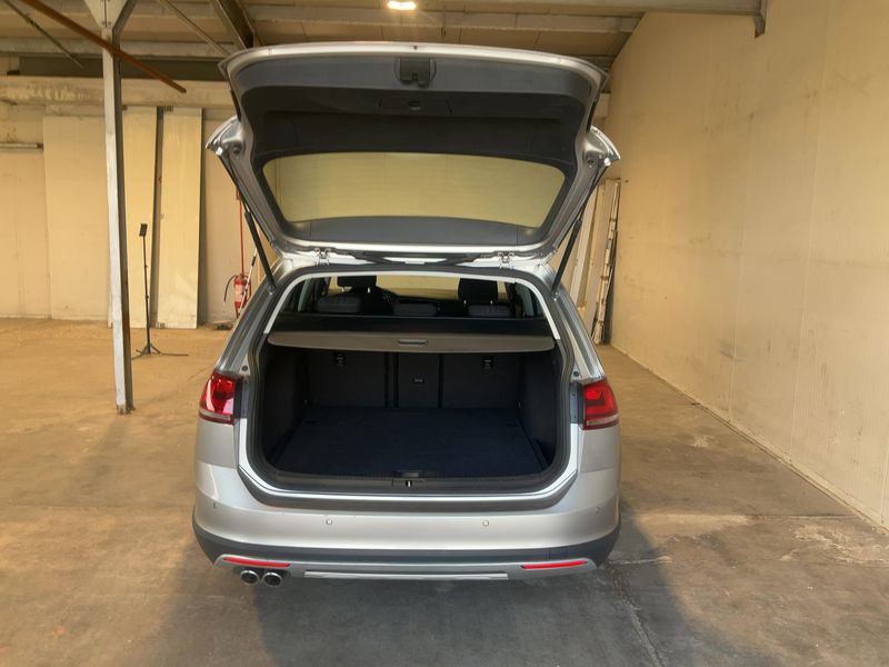 Volkswagen Golf VII 1.6 TDI 4Motion BlueMotion Tech 2016 – снимка 15