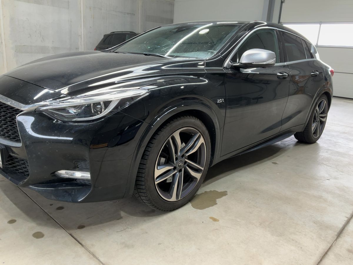 Infiniti Q30 d'occasion