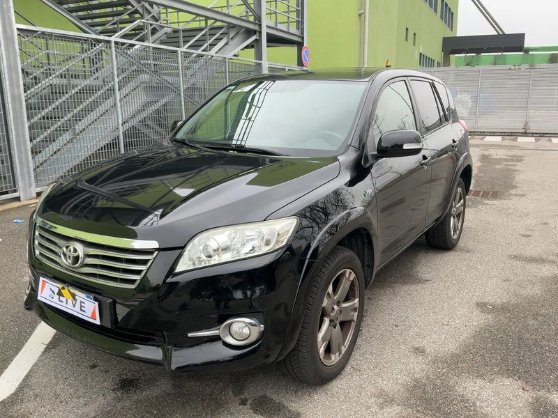 RAV 4 2.2 D-4D Crossover Exclusive