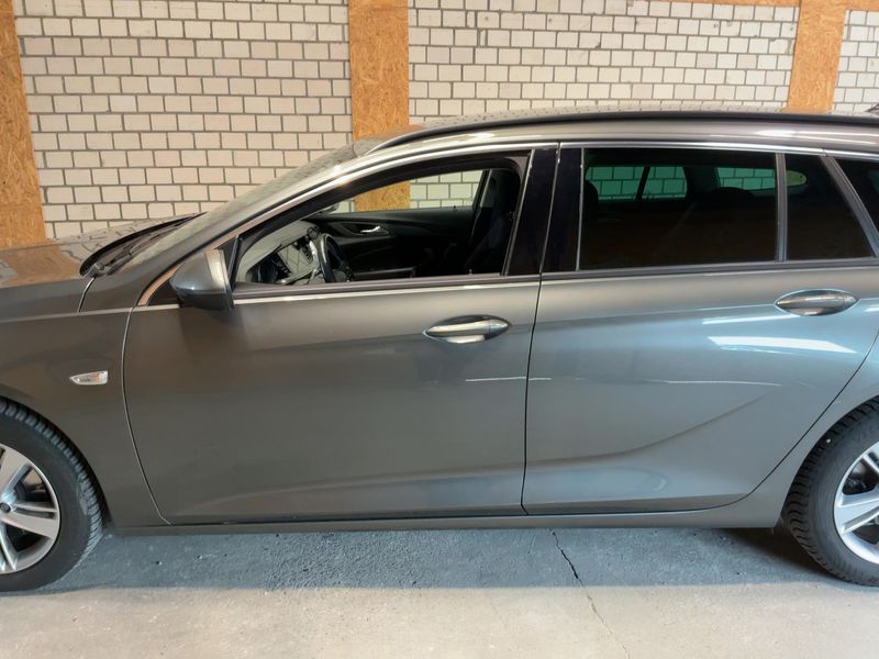 Opel Insignia Sports Tourer 2.0 CDTI Business Edition — zdjęcie 4