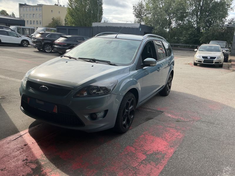 Ford Focus 2.0 LPG Titanium