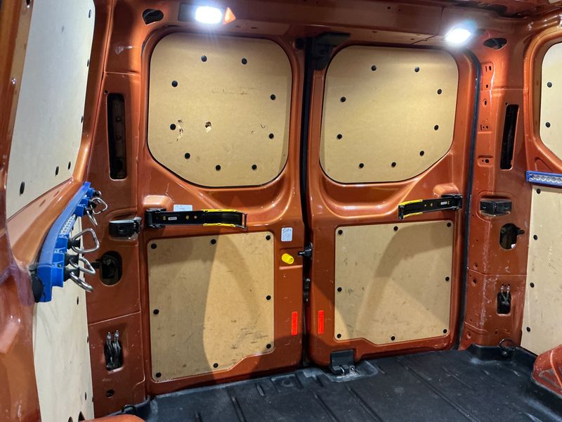 Ford Transit Custom 2.0 TDCi 290 L1 Sport 2020 – снимка 28