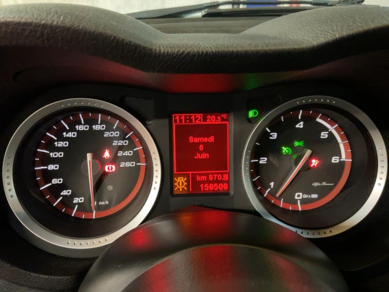 Alfa Romeo Alfa 159 2.0 JTDM Turismo — zdjęcie 13