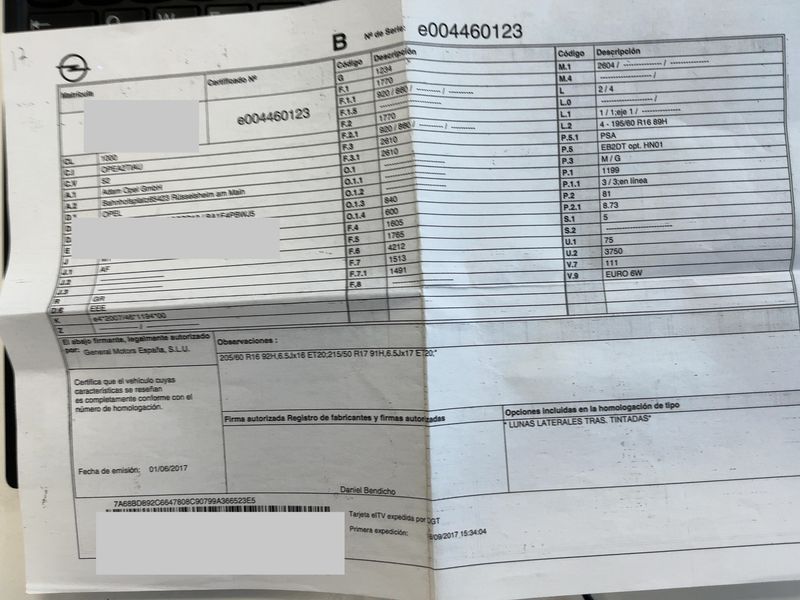 Opel Crossland X 1.2 Turbo Selective — zdjęcie 16
