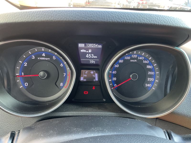 Hyundai i30 1.4 Classic — zdjęcie 13