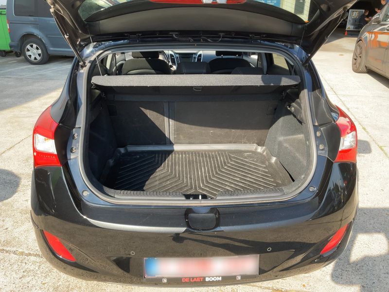 Hyundai i30 1.4 Classic — zdjęcie 10