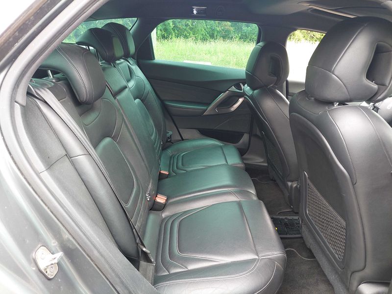 Citroen DS5 2.0 HDi Executive — zdjęcie 14