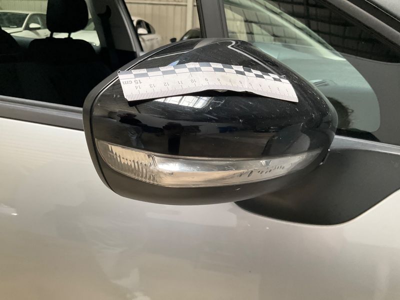 Citroen C3 1.2 PureTech Feel 2017 – снимка 23