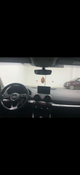Audi Q2 2.0 TDI quattro Design — zdjęcie 11